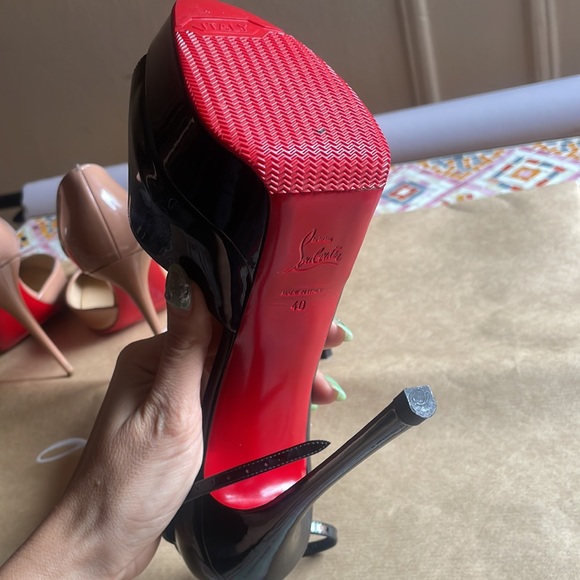 Christian Louboutin hot chick Alta - Picture 7 of 11